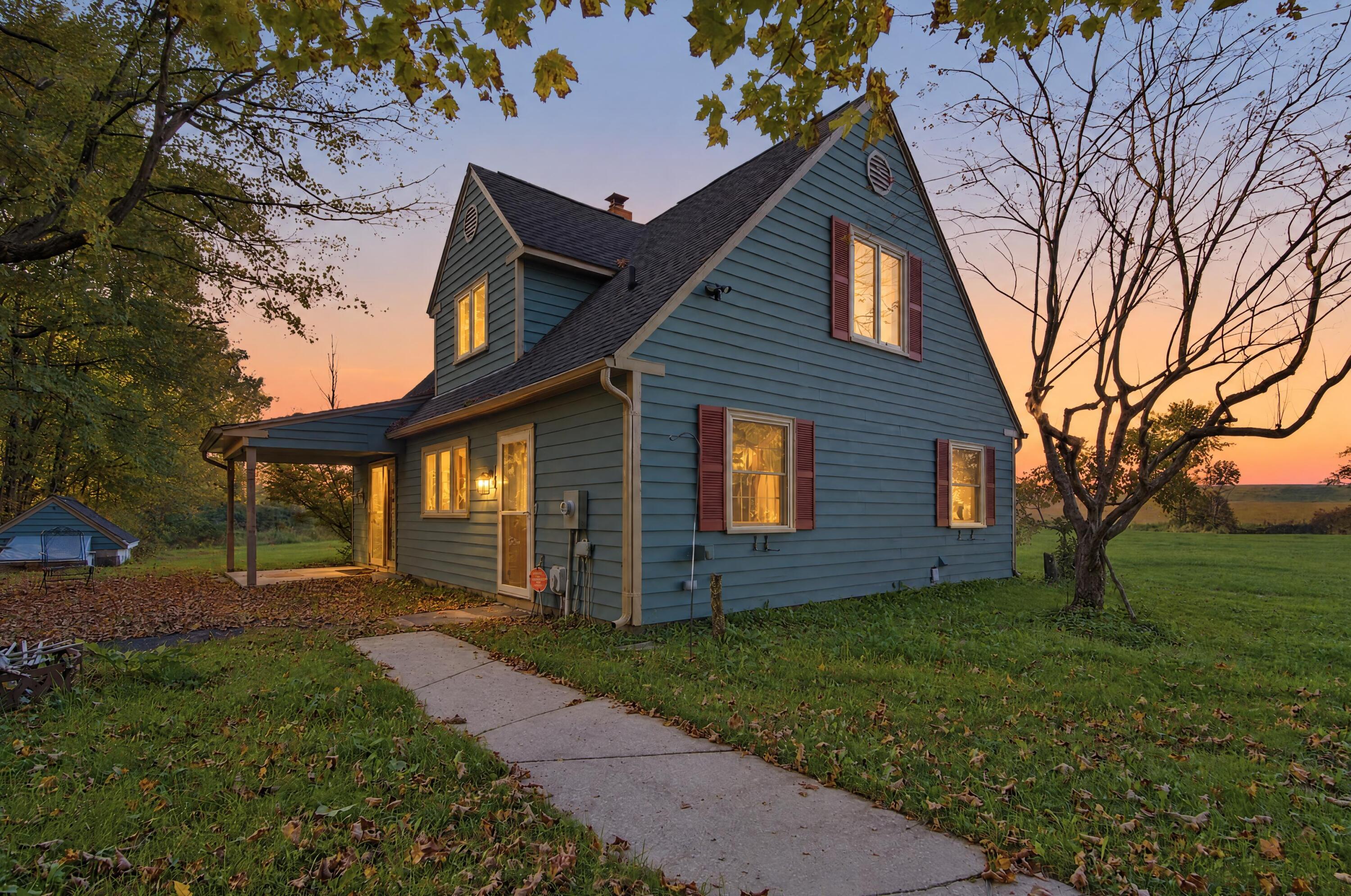 9522 N 650 Property Photo 1