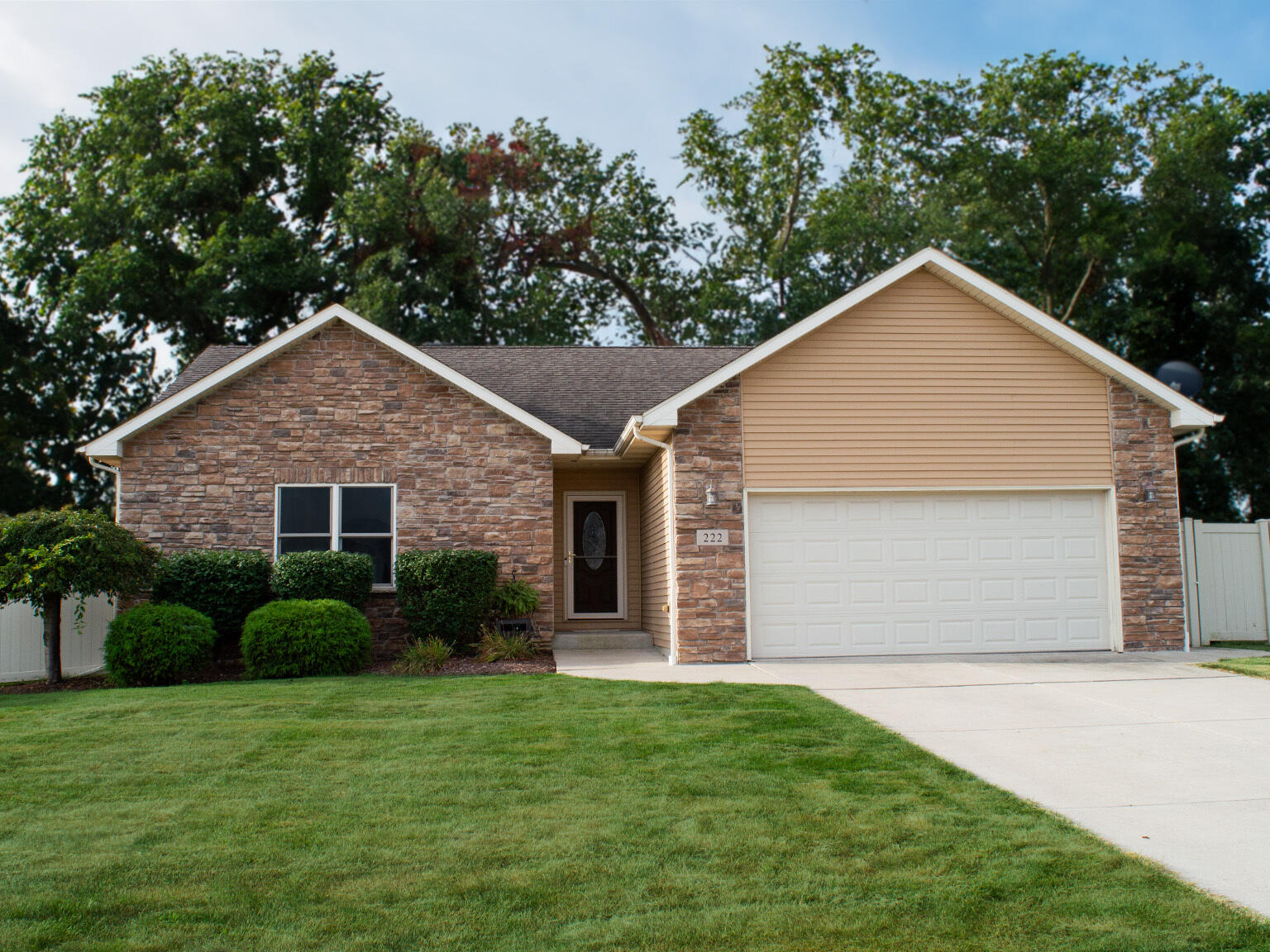 222 Cessna Drive Property Photo 1
