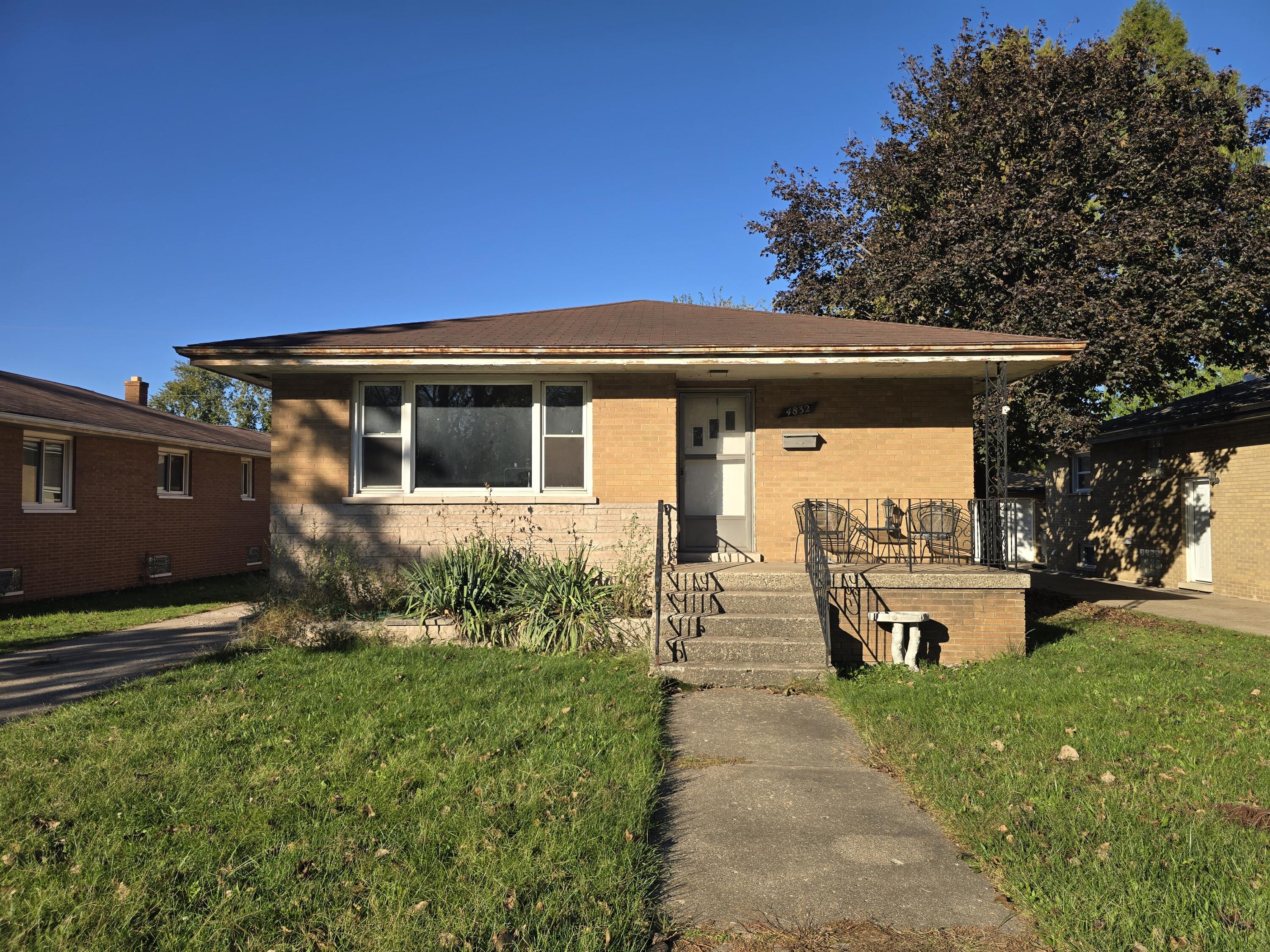 4832 Parrish Avenue Property Photo 1