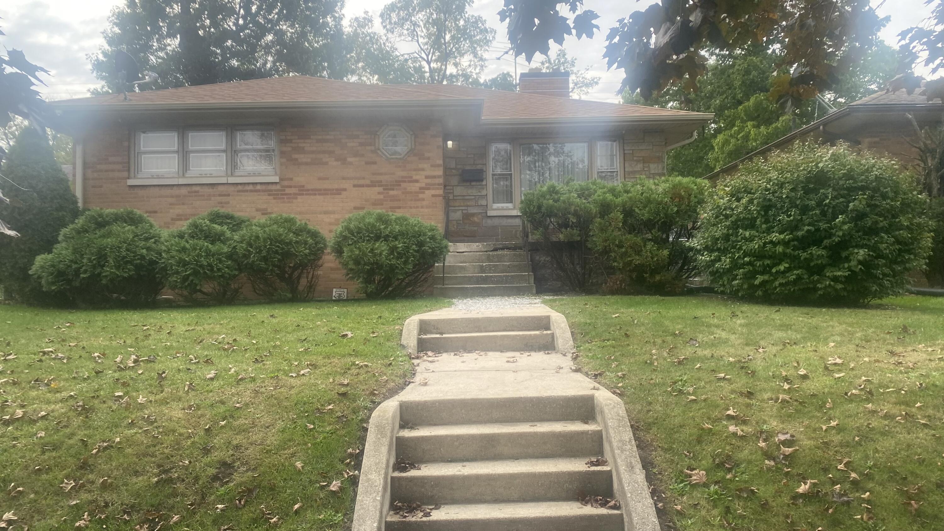 1311 W 45th Avenue Property Photo 1