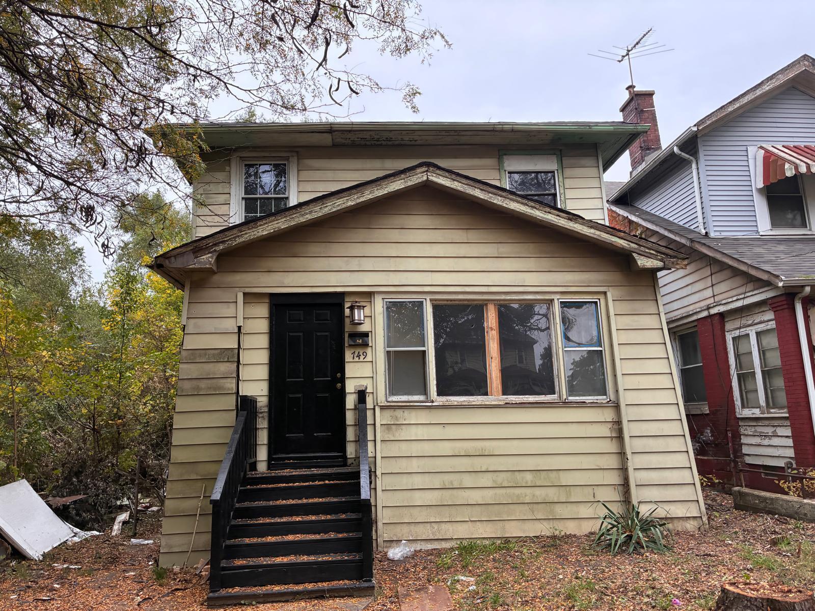 749 Delaware Street Property Photo 1