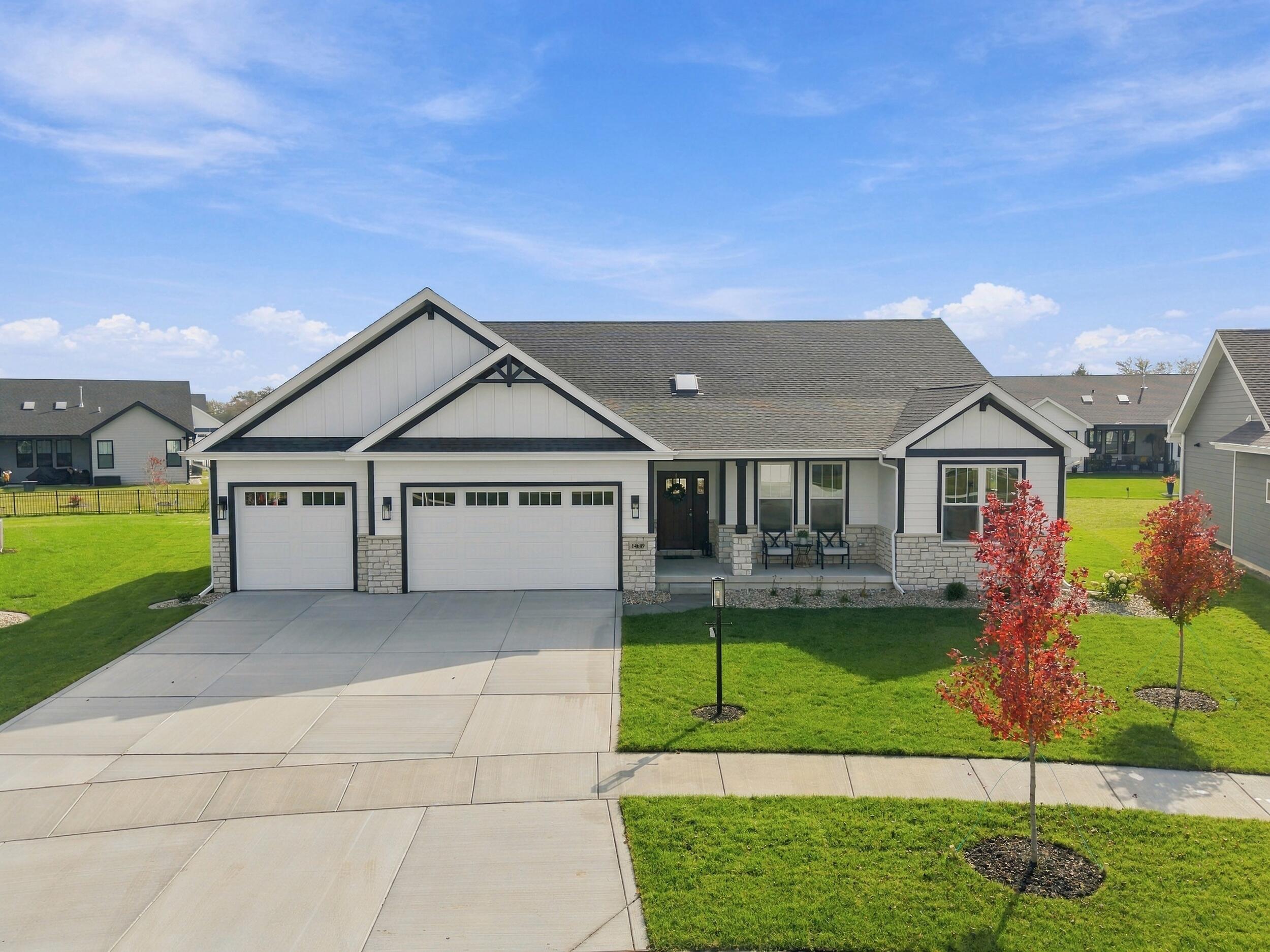 14609 S Quartz Lane Property Photo 1