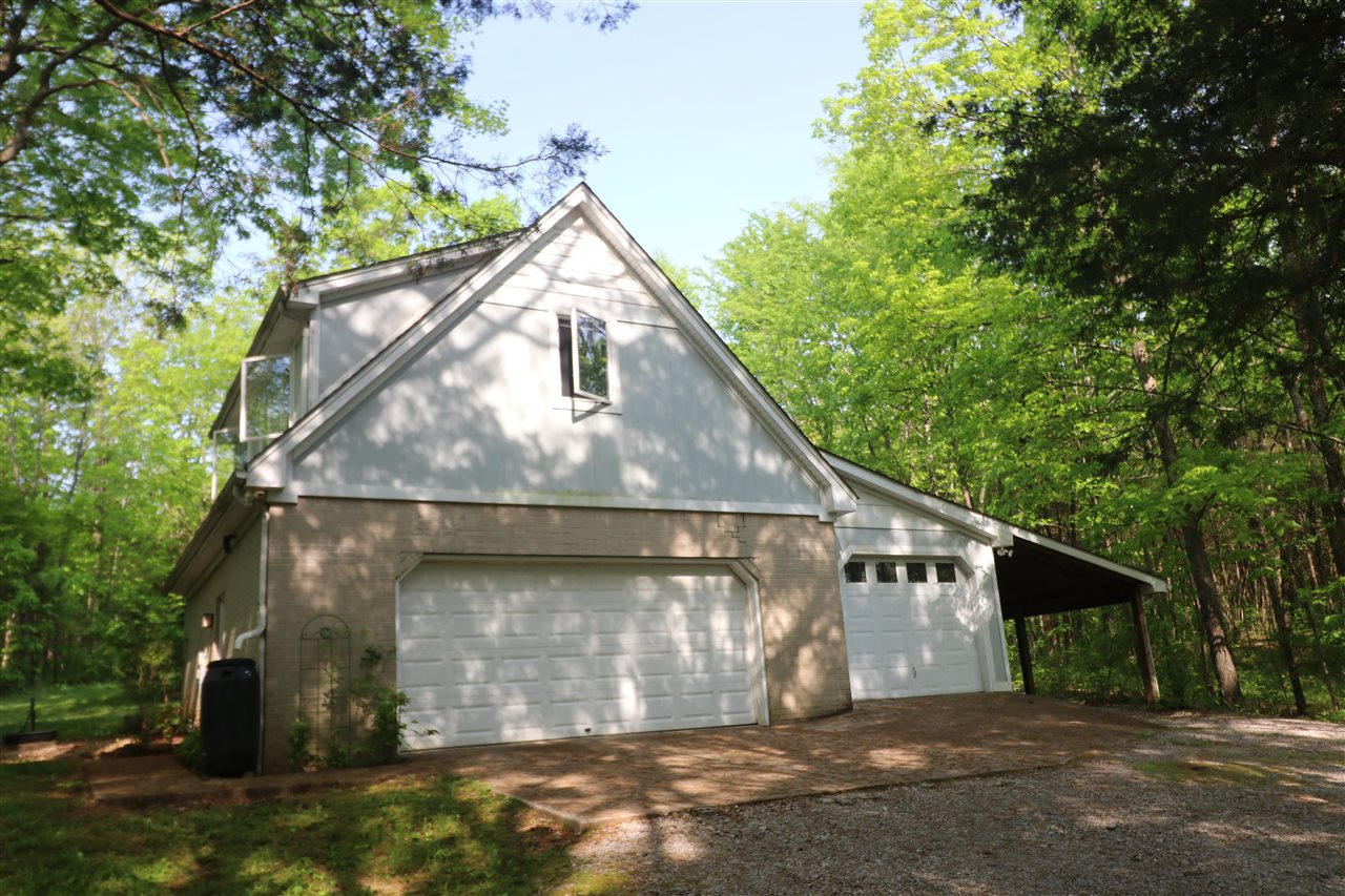 1079 Girkin Road Property Photo 2