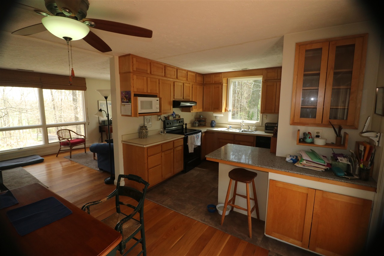 1079 Girkin Road Property Photo 6
