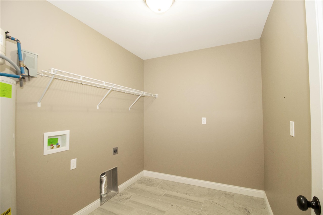 465 Meadowcrest Drive Property Photo 10