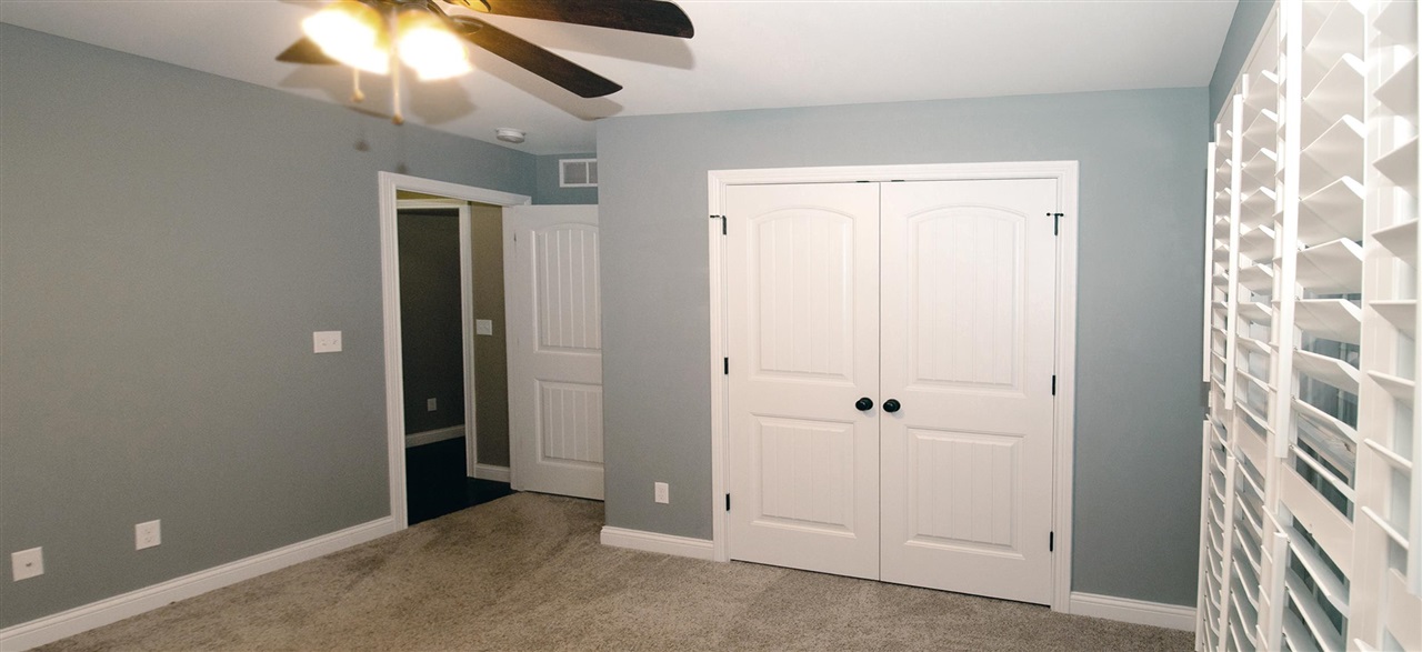 465 Meadowcrest Drive Property Photo 12
