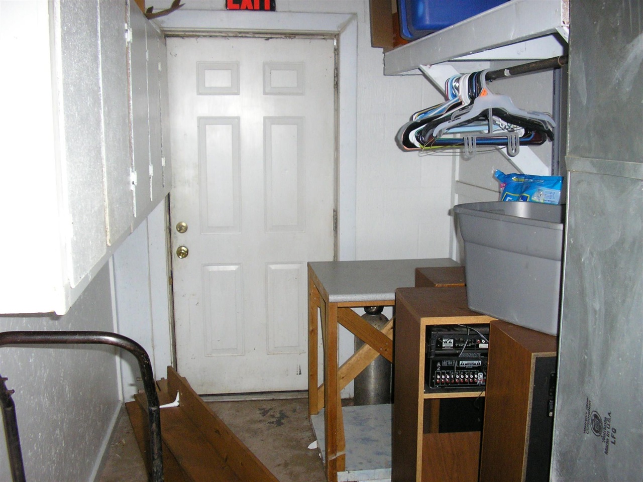 11242 S Highway 431 Property Photo 8