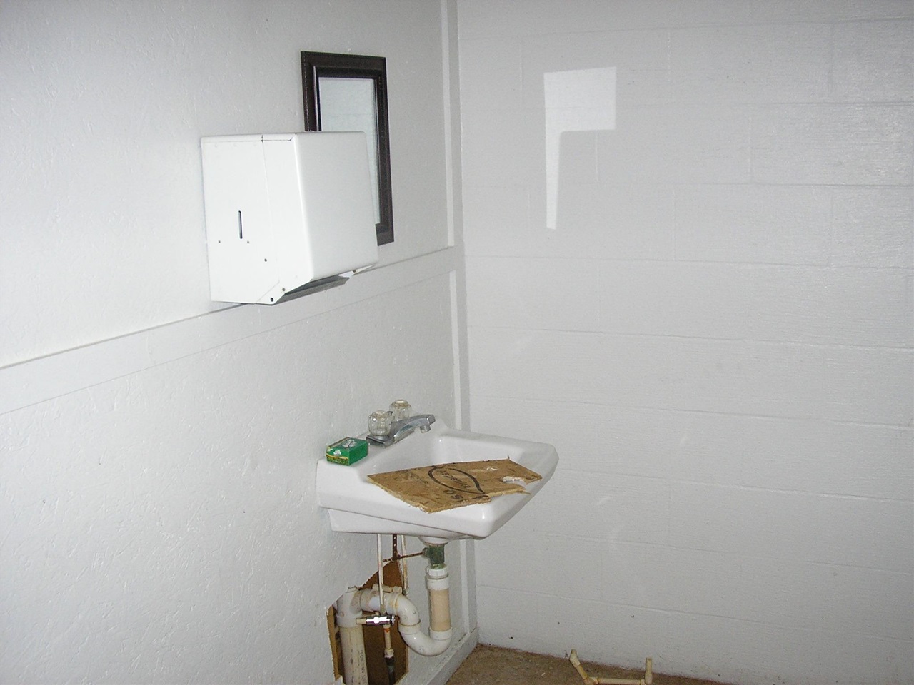 11242 S Highway 431 Property Photo 9