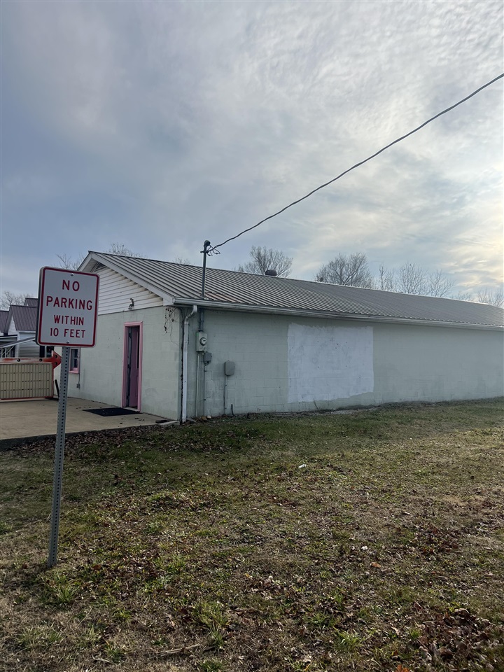 11242 S Highway 431 Property Photo 30