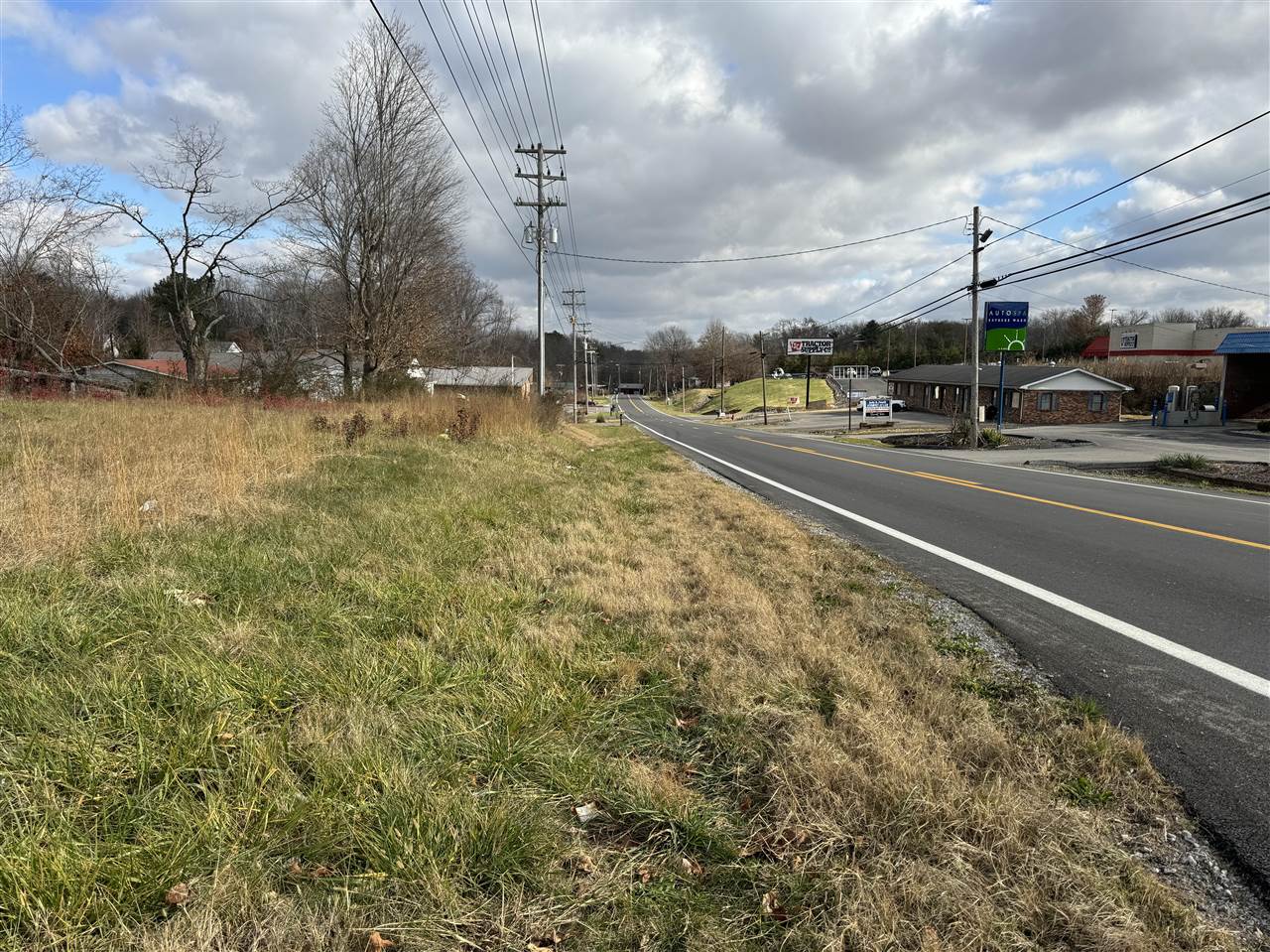 1191 Old Gallatin Road Property Photo 1