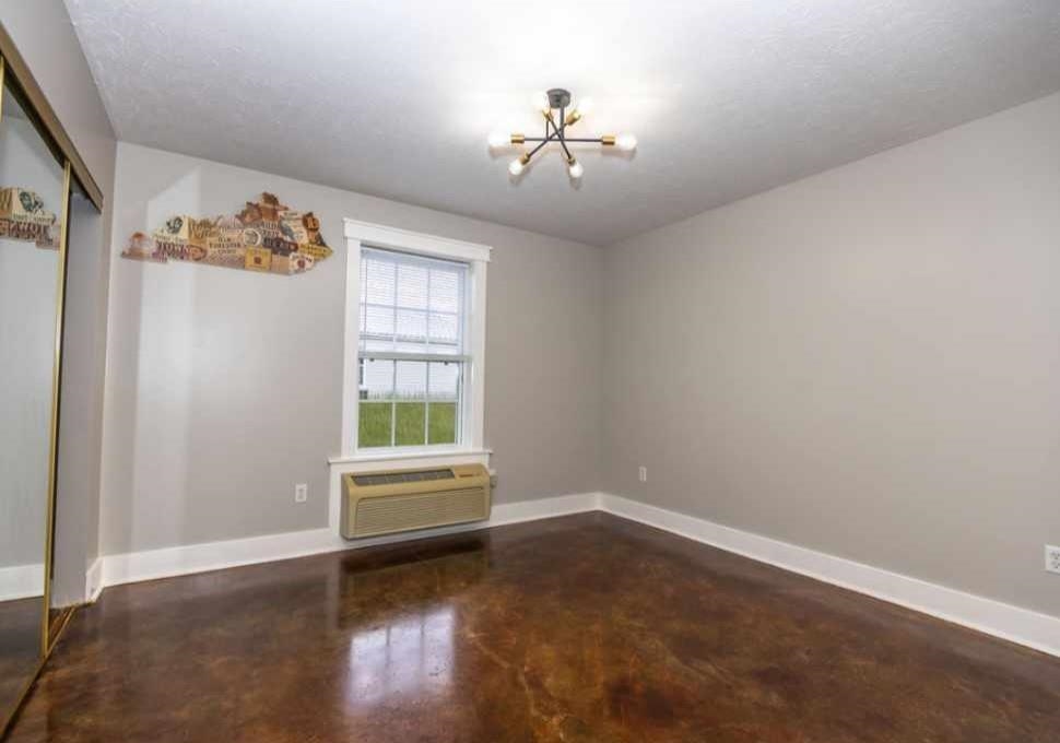 106 Parkhaven Lane Property Photo 27