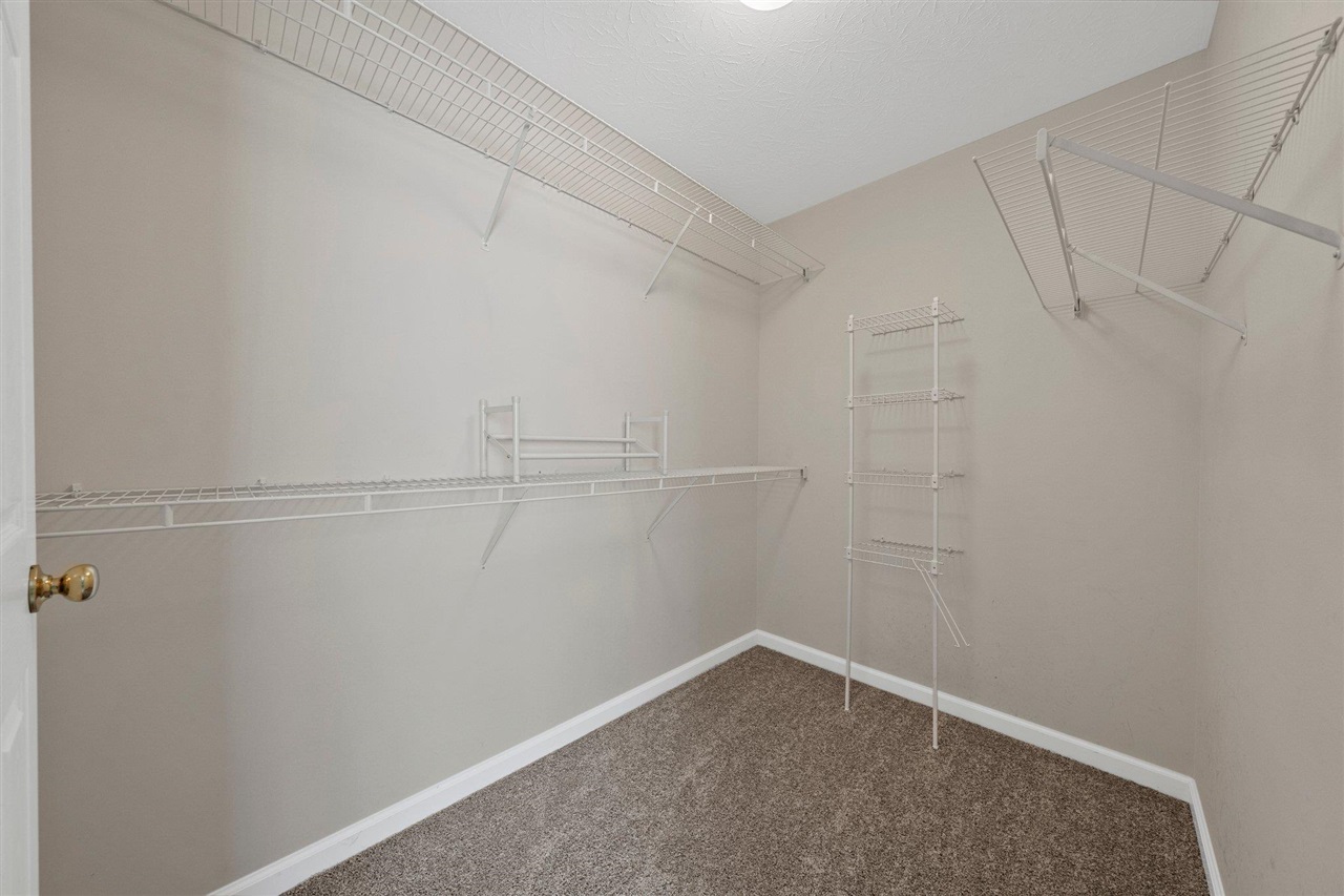 662 Muirfield Circle Property Photo 15