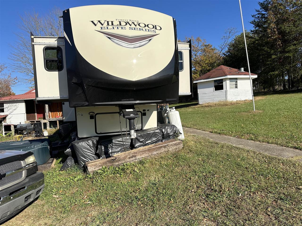 5150 Nolin Dam Road Property Photo 4