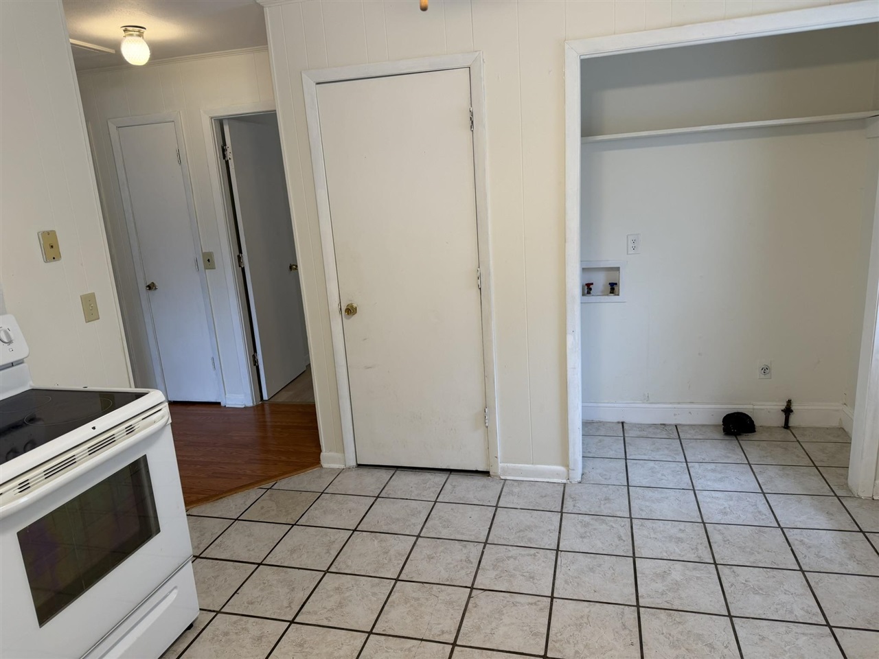 1456 Longview Drive Property Photo 6