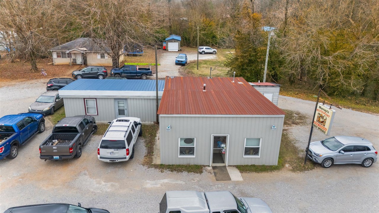 1025 Main Street Property Photo 10