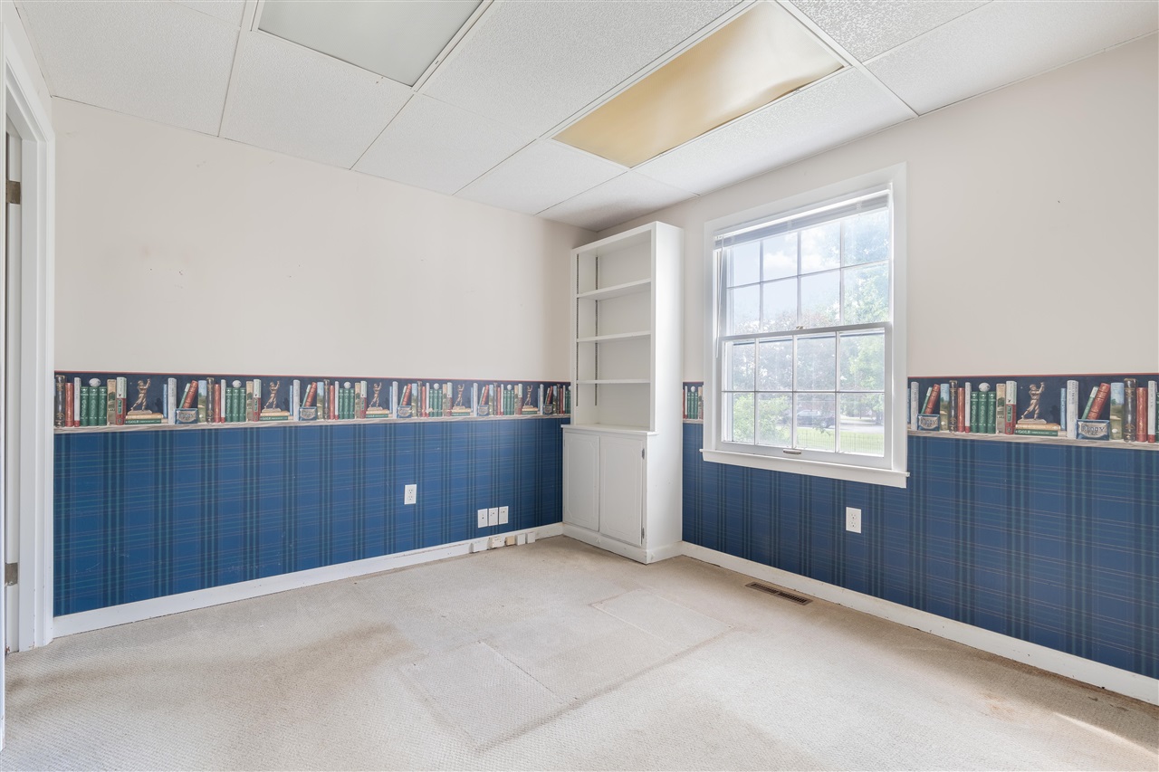 248 E 5th Street Property Photo 17