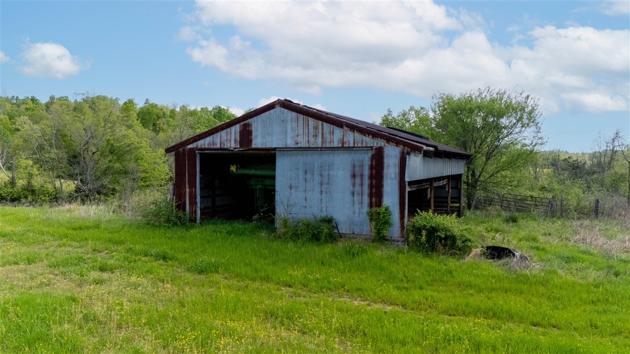 5384 Richardsville Road Property Photo 15