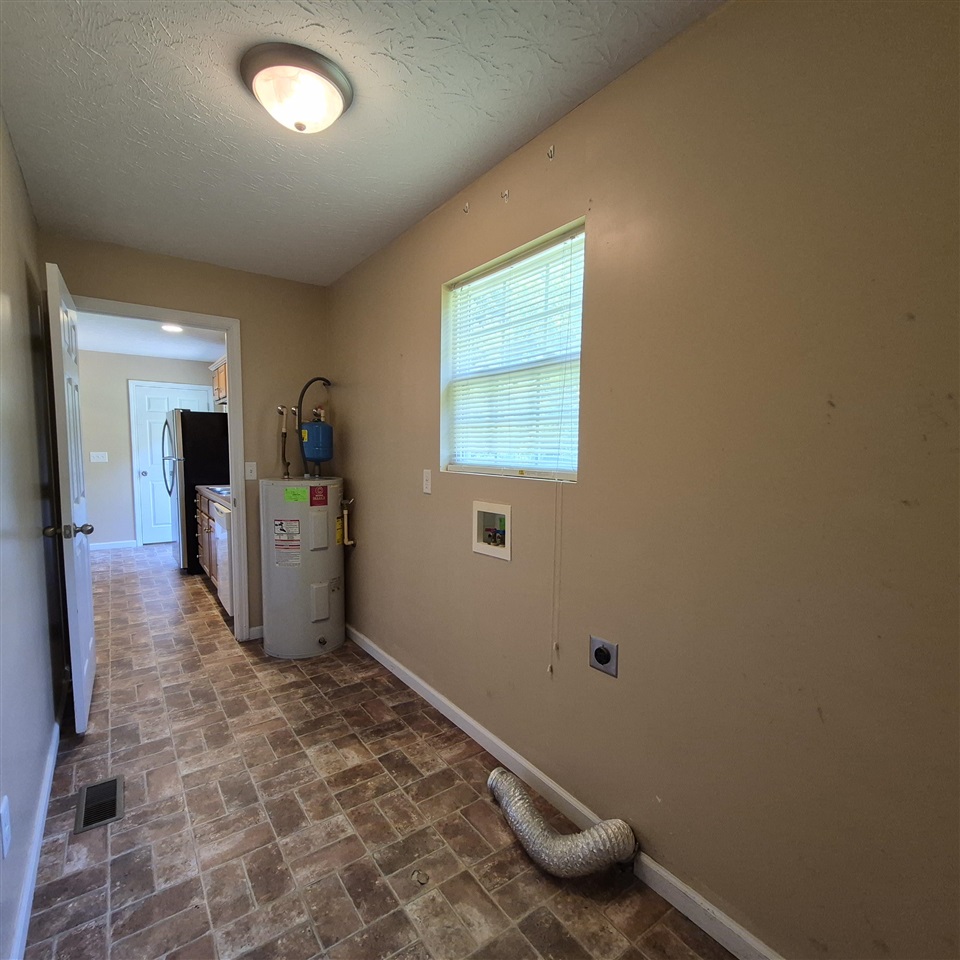 4530 Old Glasgow Road Property Photo 13