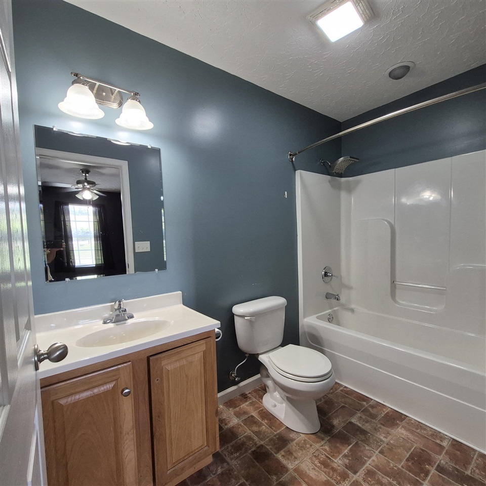4530 Old Glasgow Road Property Photo 16