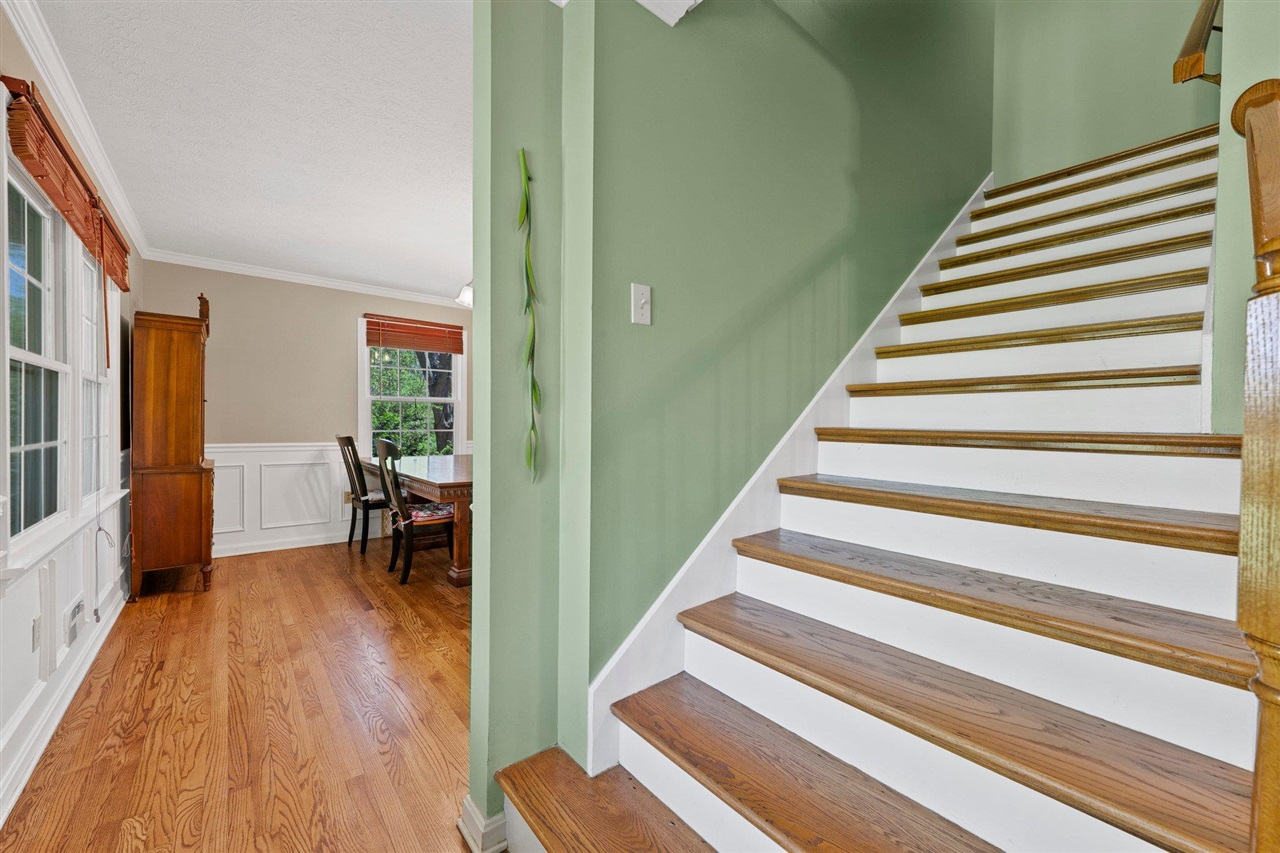 2037 Middle Bridge Road Property Photo 26