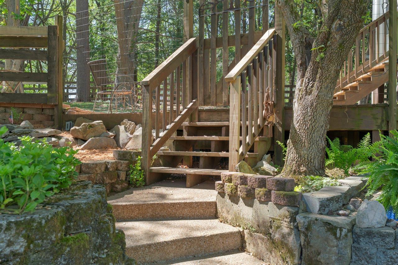 2037 Middle Bridge Road Property Photo 64