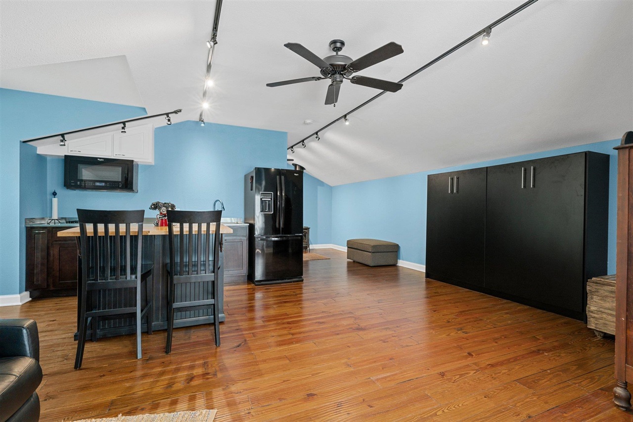 2037 Middle Bridge Road Property Photo 75