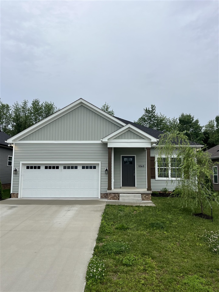 1065 County House Lane Property Photo 1