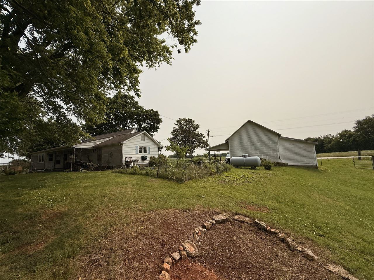 9101 Nashville Road Property Photo 20