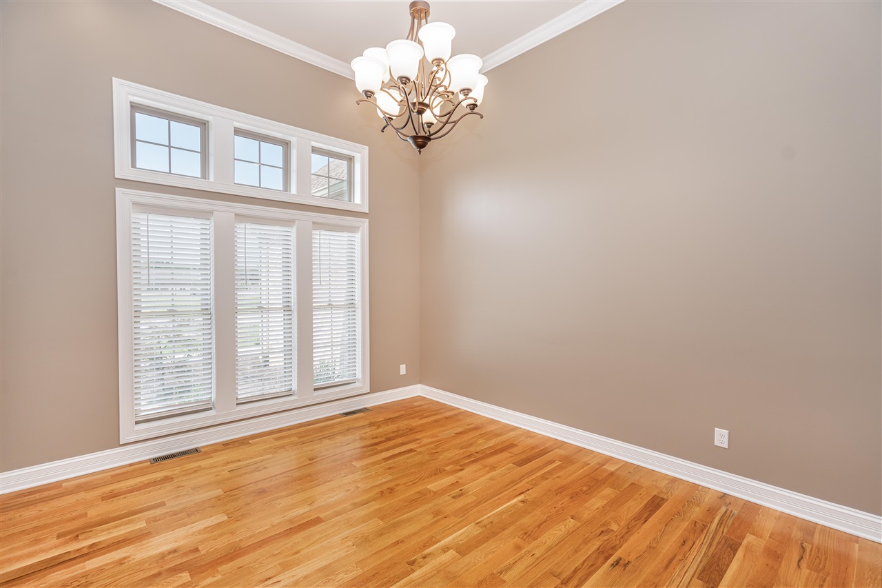 1620 Fords Farm Avenue Property Photo 6