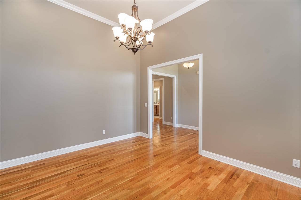 1620 Fords Farm Avenue Property Photo 7