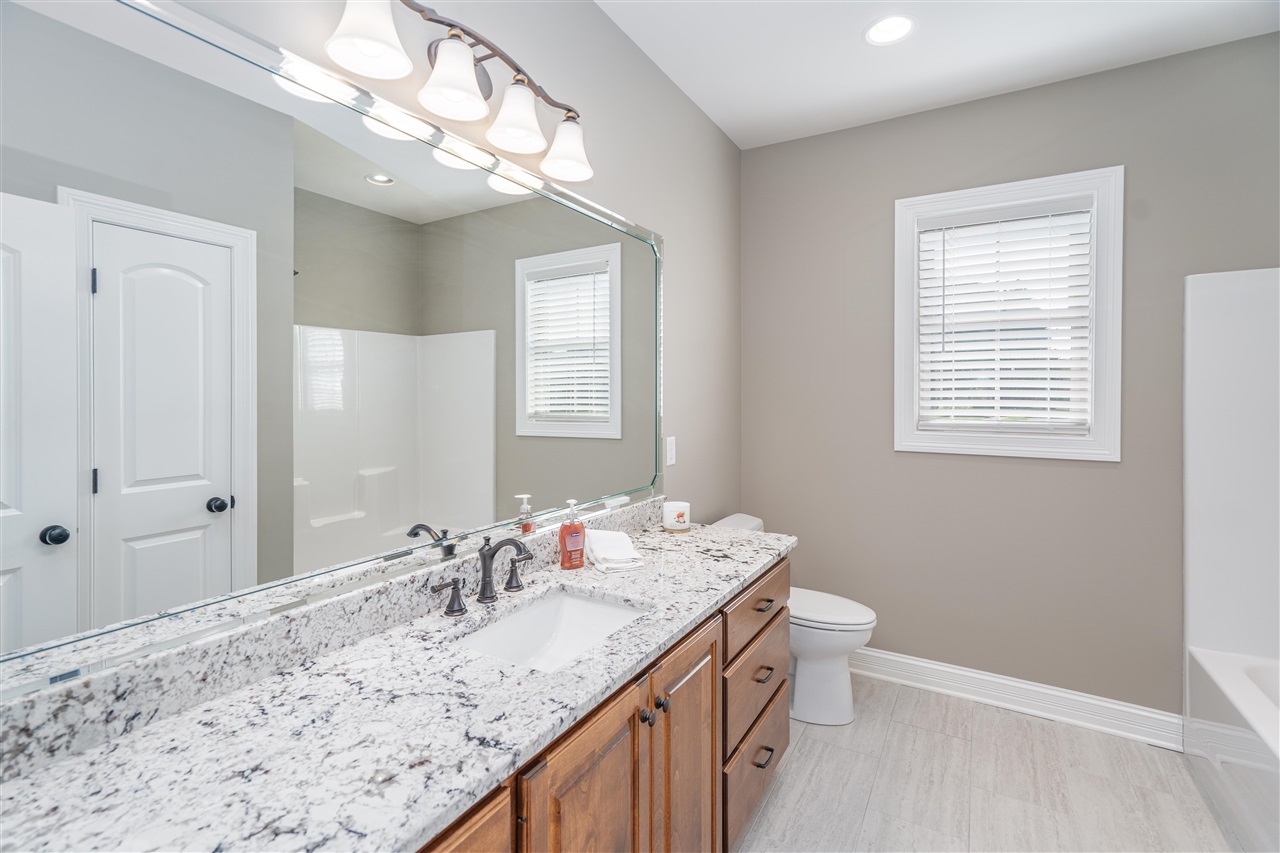 1620 Fords Farm Avenue Property Photo 11
