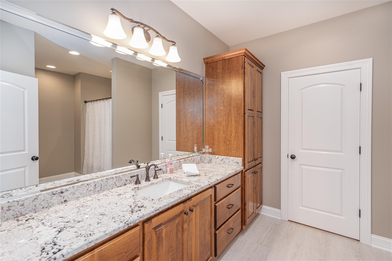 1620 Fords Farm Avenue Property Photo 24