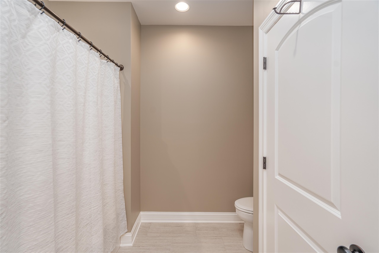 1620 Fords Farm Avenue Property Photo 25