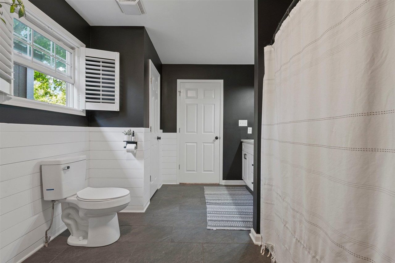 2128 Hunts Lane Property Photo 20