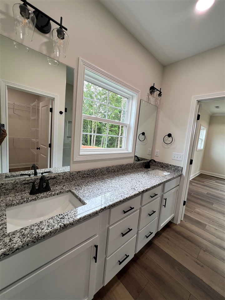 2206 Annapolis Court Property Photo 38