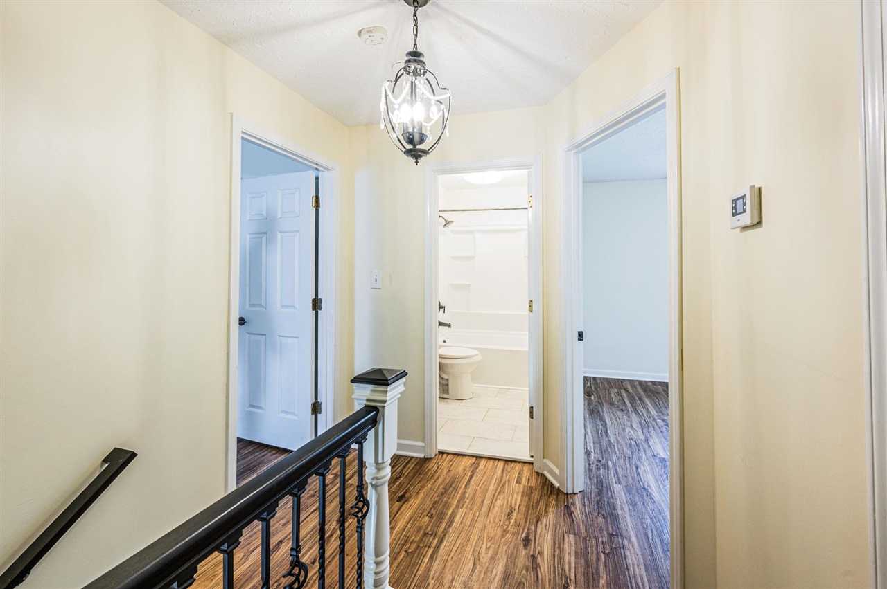 2908 Carriage Hill Drive Property Photo 17