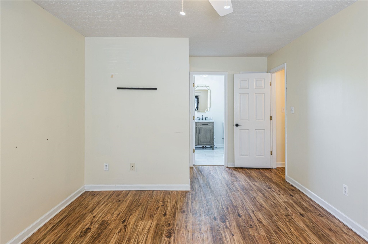 2908 Carriage Hill Drive Property Photo 20