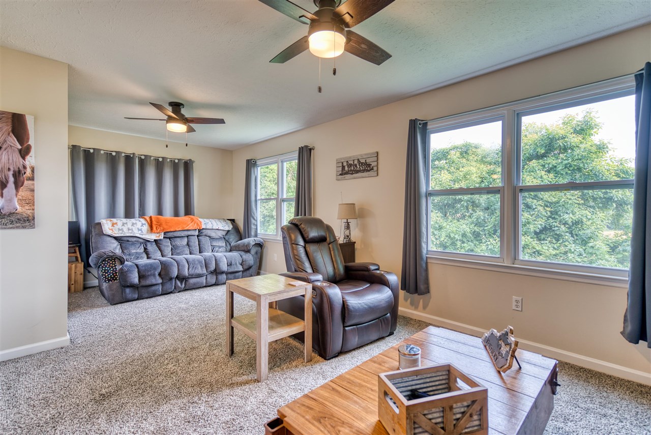 160 H R Whitlock Road Property Photo 3