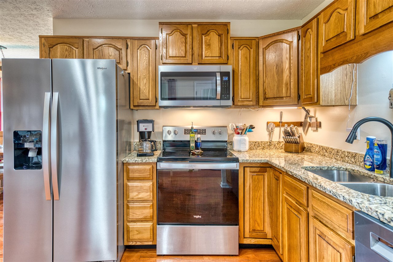 160 H R Whitlock Road Property Photo 7