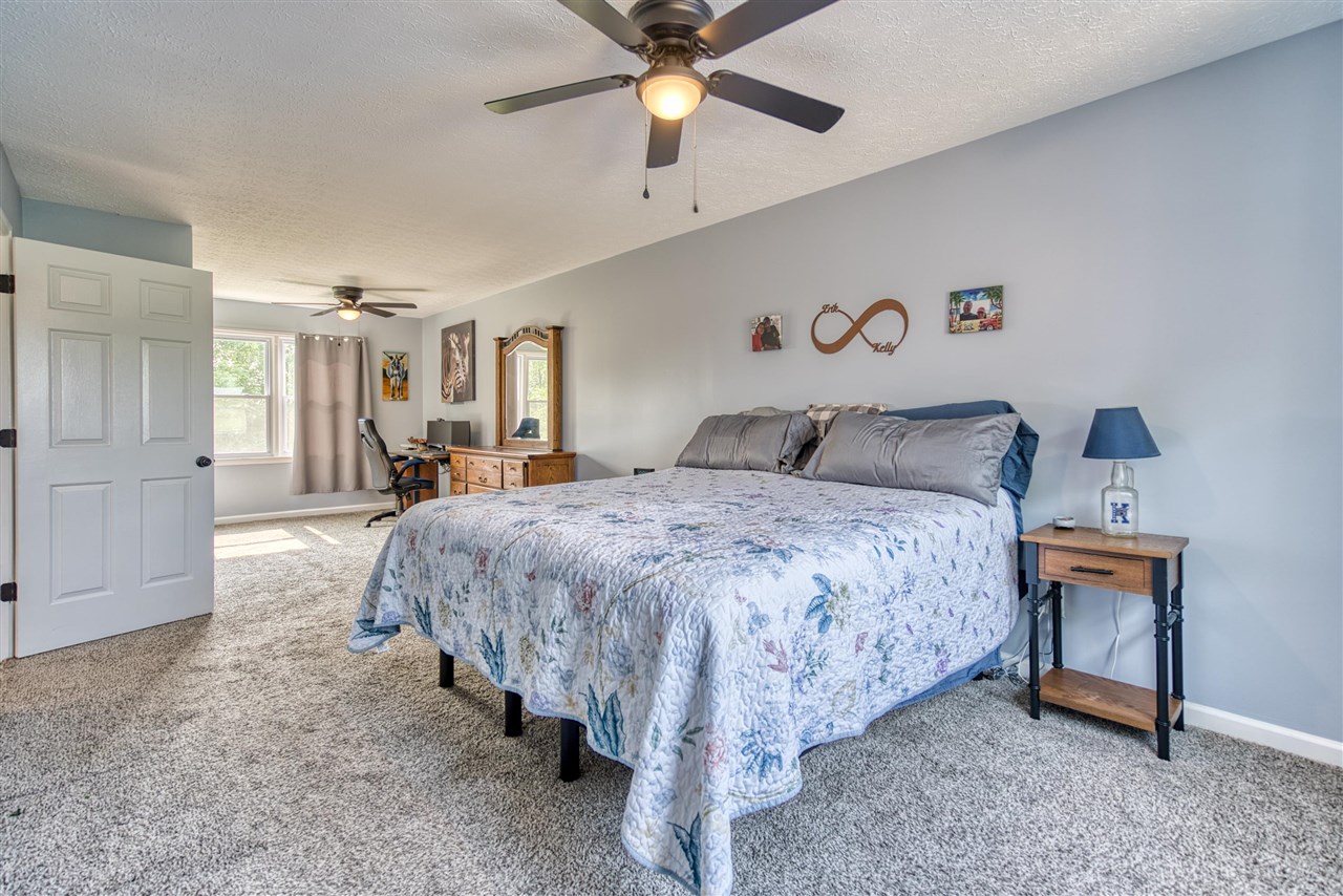 160 H R Whitlock Road Property Photo 14
