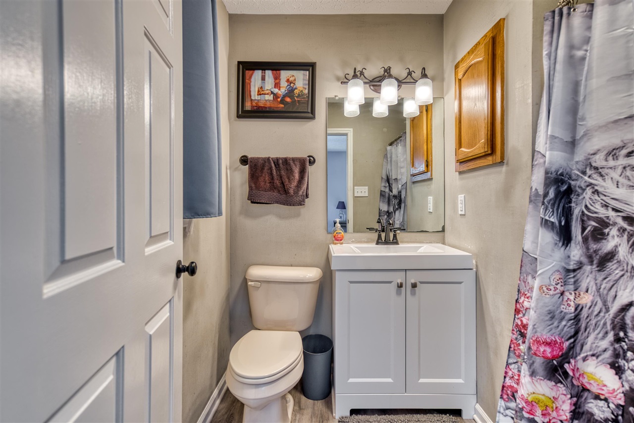 160 H R Whitlock Road Property Photo 20