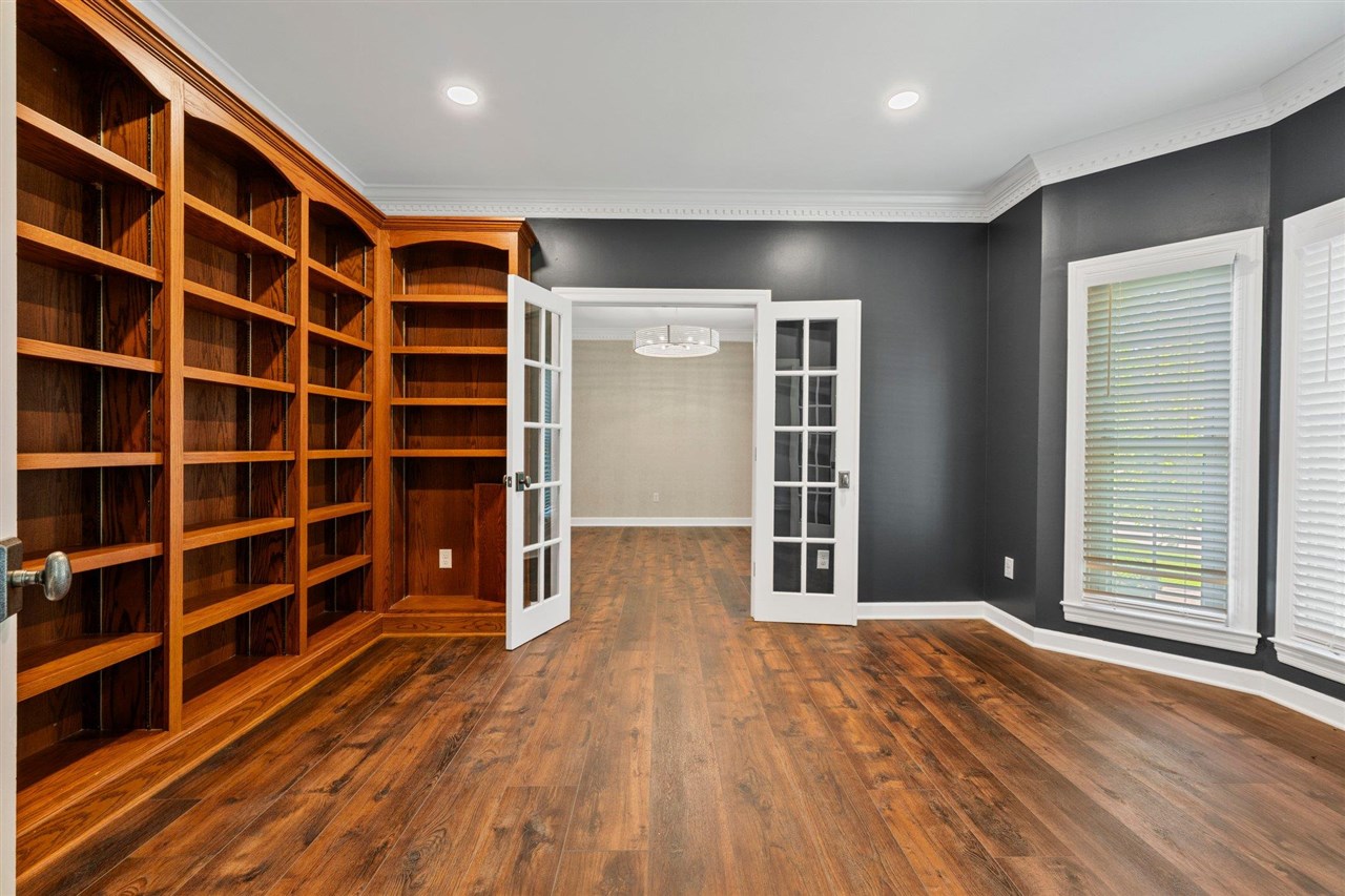 161 Ridgewood Drive Property Photo 12