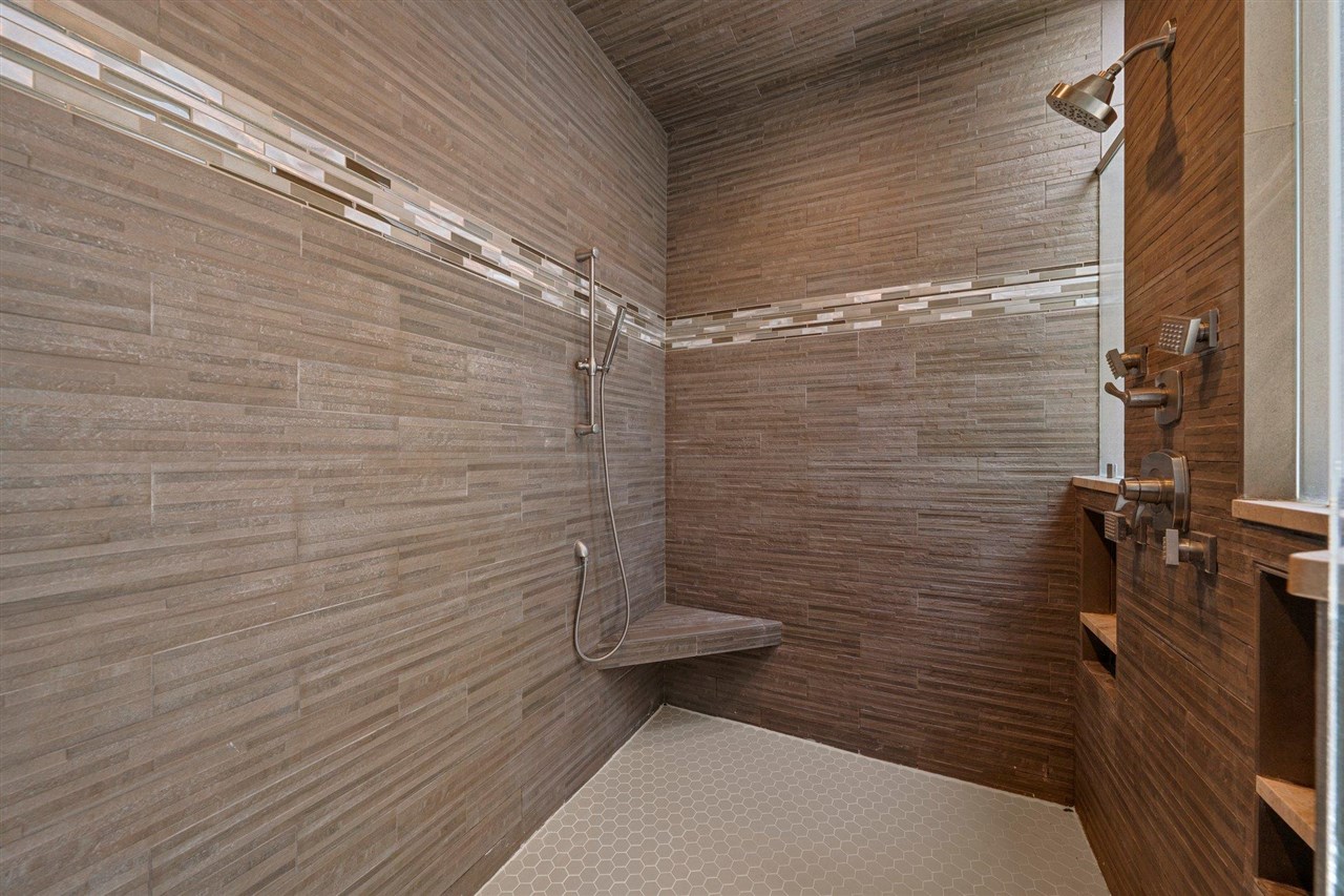 161 Ridgewood Drive Property Photo 28