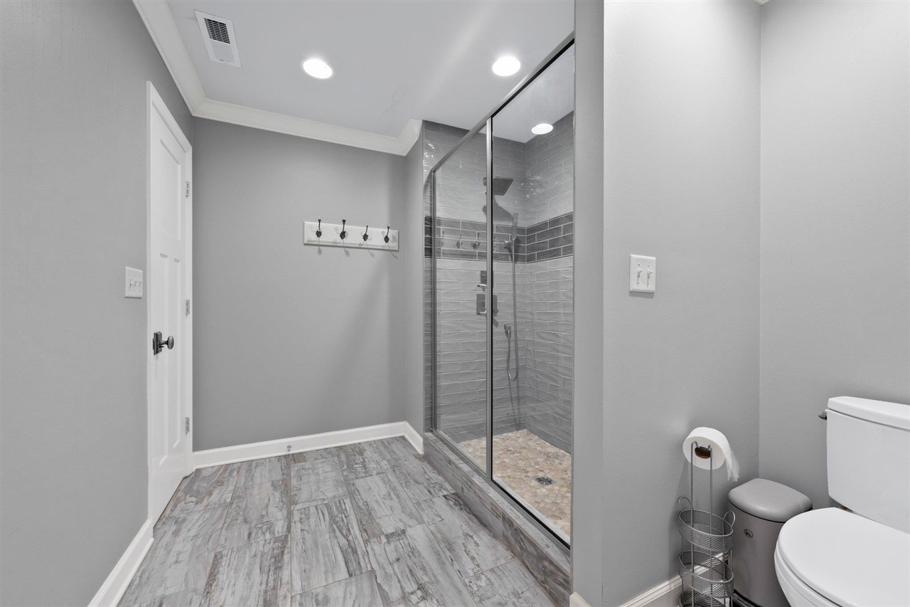 161 Ridgewood Drive Property Photo 35