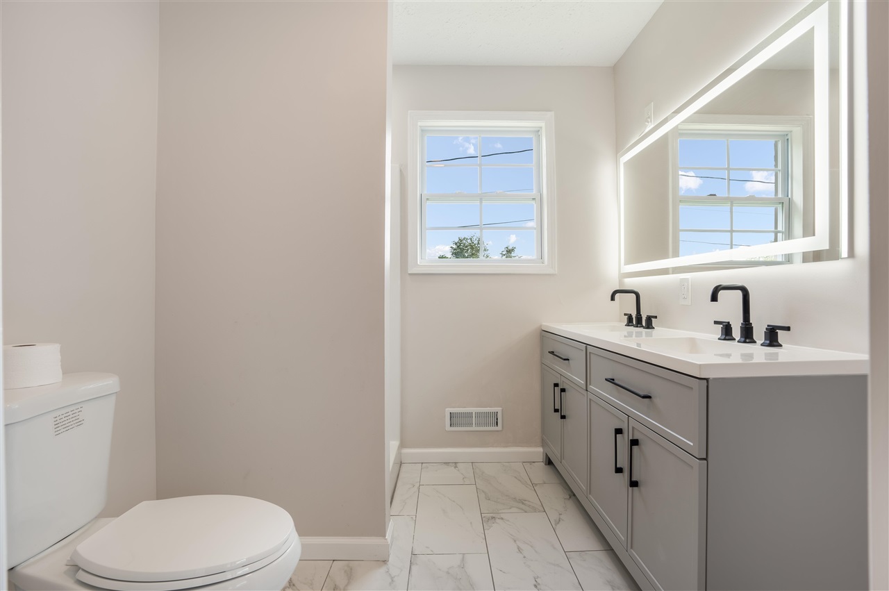 670 Clark Circle Property Photo 17
