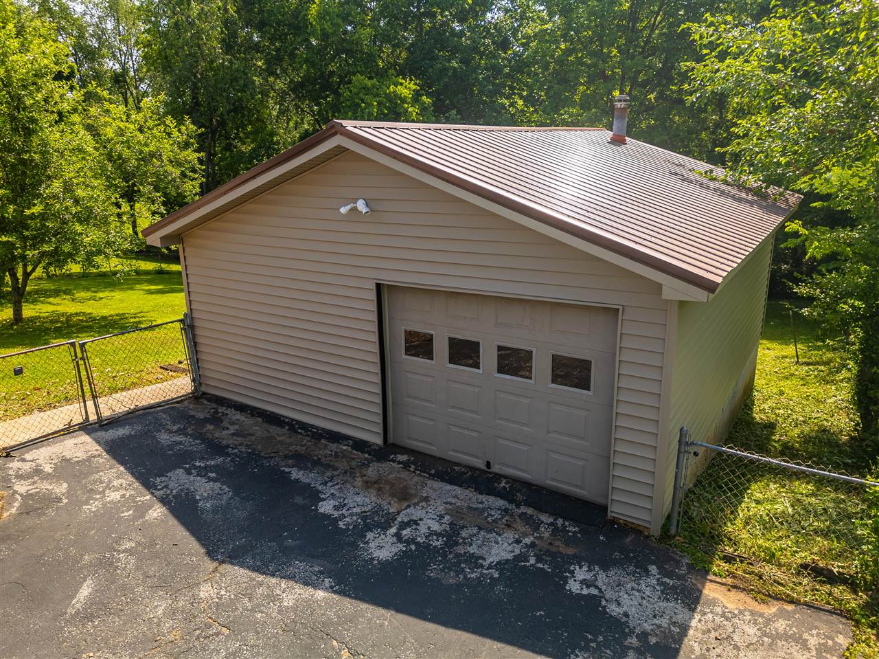 670 Clark Circle Property Photo 30