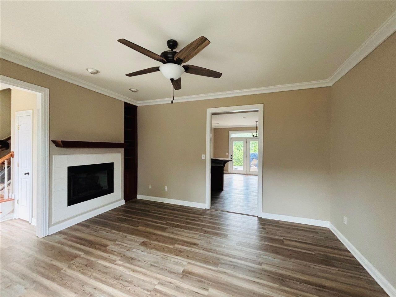 1524 Wind Ridge Avenue Property Photo 2