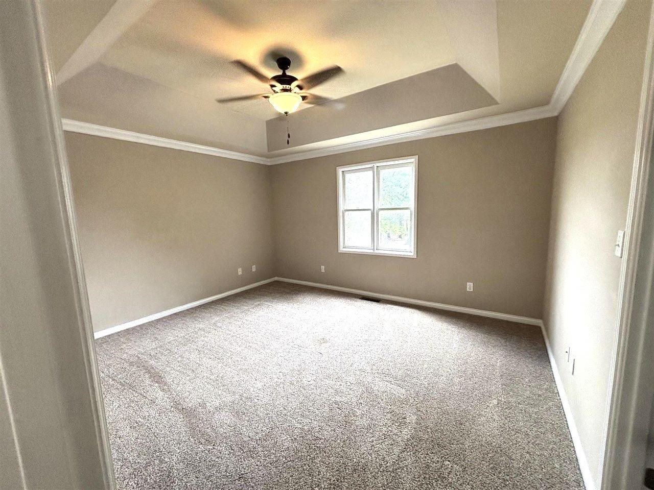 1524 Wind Ridge Avenue Property Photo 8