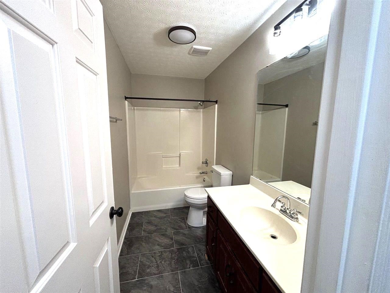 1524 Wind Ridge Avenue Property Photo 12