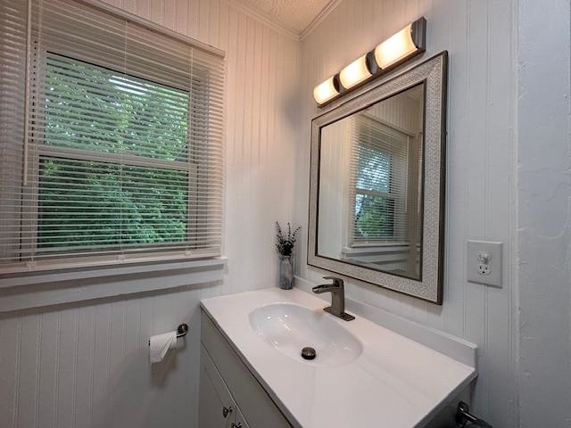 106 E 4th Avenue Property Photo 26